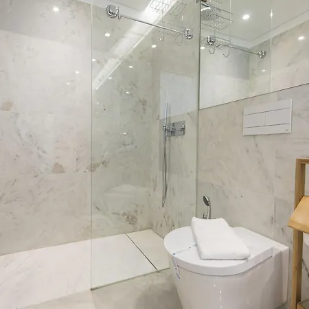Appartement Luminous Pleasure Rooftop View Lissabon